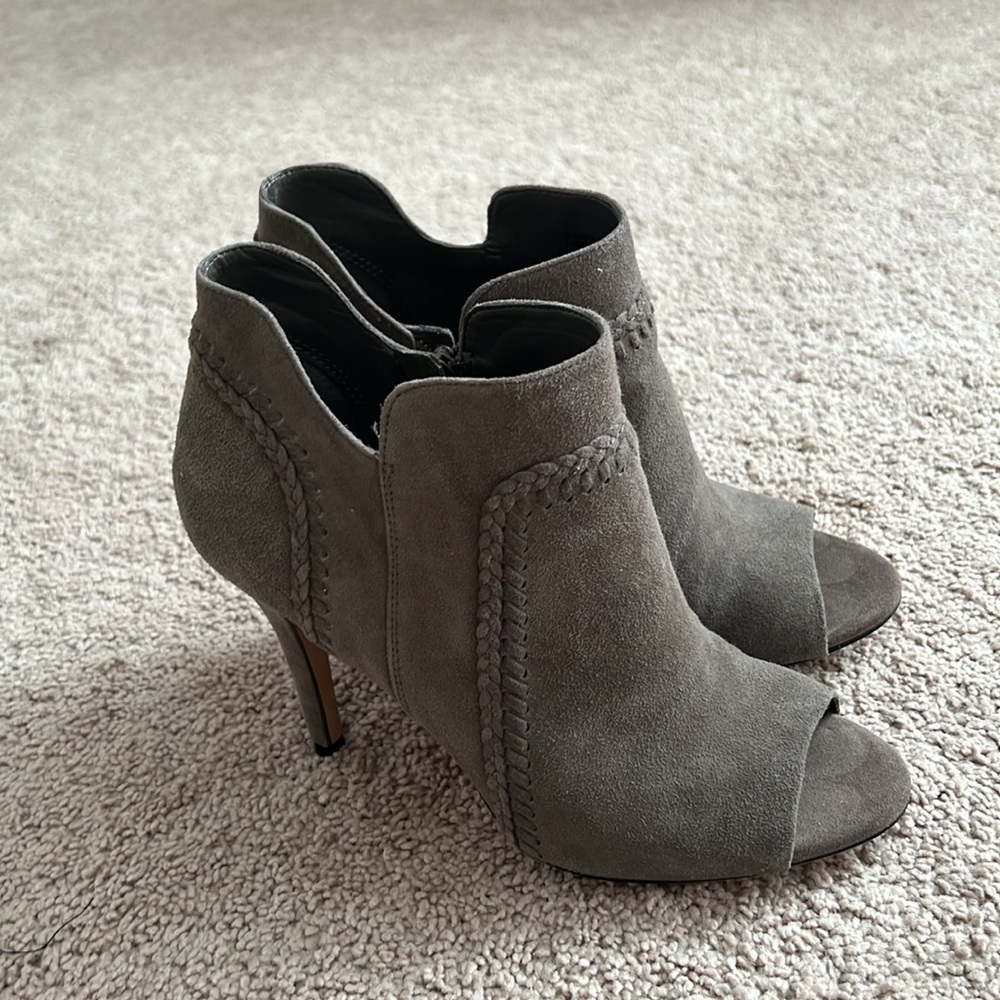 Vince camuto open toe booties - Picture 4 of 9